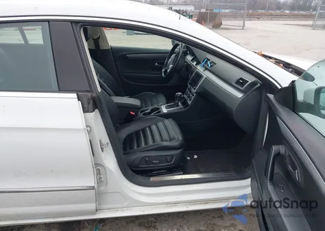 2016 Volkswagen Cc 2.0T Sport z USA, uszkodzony, nr VIN WVWBP7AN2GE516705